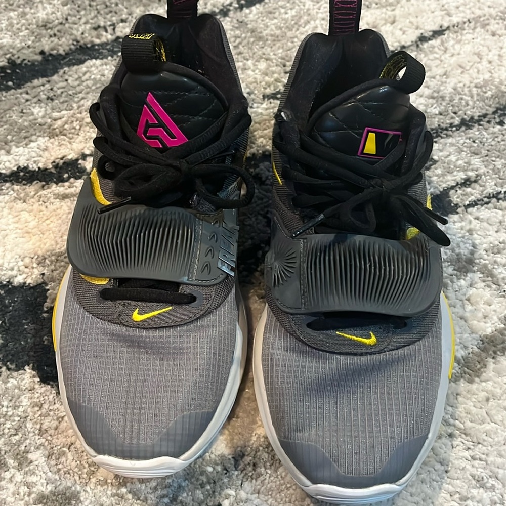 Nike Zoom Freak 3 Low Battery